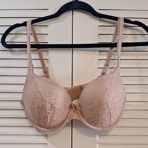 Victoria Secret Body by Victoria Perfect Shape Nude Bra